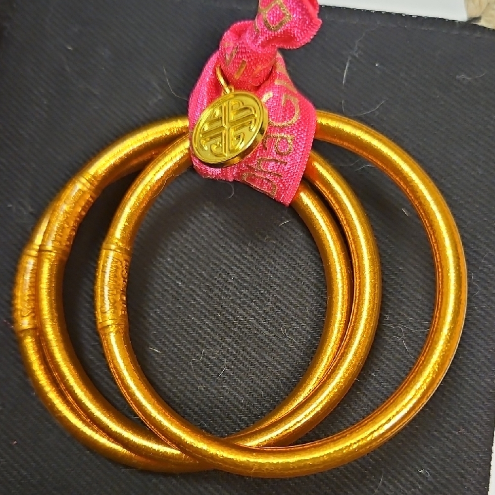 Set Of 3 New Never Worn Budhagirl Spark All Weather Bangles MEDIUM